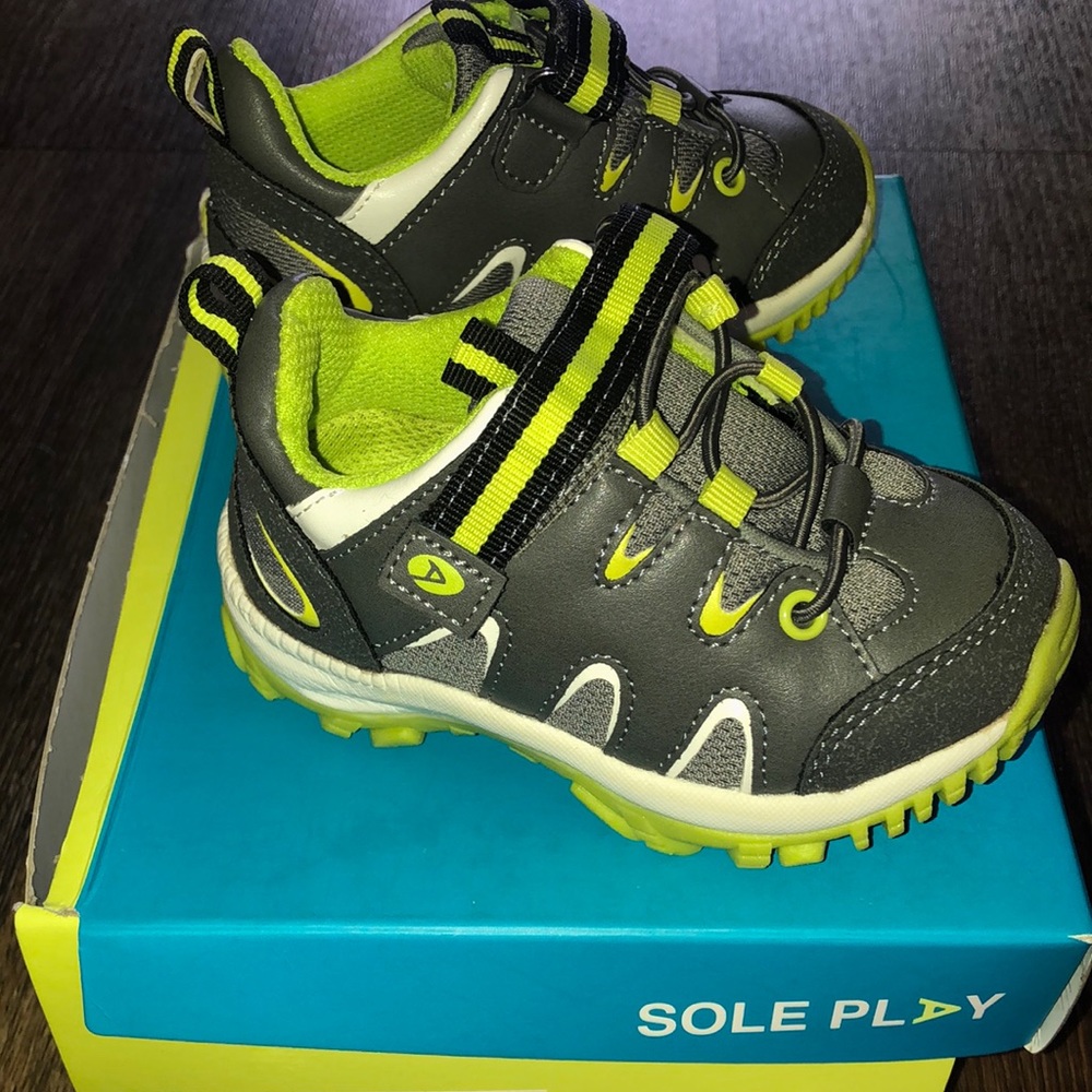 Brand new! Toddler shoes